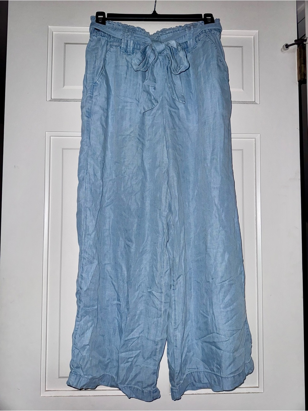 a.n.a Light Blue Wide-Leg Cropped Pants